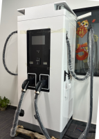 Chargeur rapide DC double pistolet 160kW-320kW compatible CCS2 GB/T, station de recharge ultra-rapide pour véhicules électriques, Amérique du Sud
