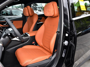 <span class=keywords><strong>Mercedes</strong></span>-Benz GLC 260L Édition Deluxe 4MATIC SUV Exécutif 2026 Toit Panoramique Sécurité Intelligente Qualité Supérieure - Product Image 4
