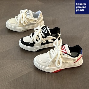 Zapatillas Casuales de Plataforma para Mujer, Estilo Europeo 2025, Color Negro y Blanco, con Cierre de Cordones, Estilo Universitario - Product Image 2