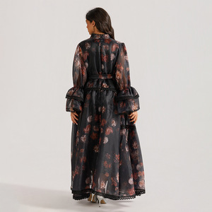 Abito M-3XL all'Ingrosso con Colletto Alto, Maniche Lunghe a Campana, Cuciture in Pizzo, Stile Streetwear, Antistatico, in Poliestere con Motivi Floreali - Product Image 4