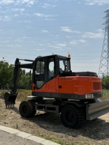 Excavadora de Ruedas HTW40 Marca HIGHTOP de 4 y 6 Toneladas, Maquinaria de Construcción, Mini Excavadora - Product Image 2
