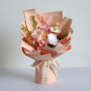 Offre Spéciale <span class=keywords><strong>Pas</strong></span> <span class=keywords><strong>Cher</strong></span> <span class=keywords><strong>Éternelle</strong></span> Vraie Fleur Sèche Conservée <span class=keywords><strong>Rose</strong></span> Mariage Emballage Blanc Bouquet De Mariée - Product Image 1