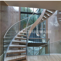 Escalier LED en verre de construction d'hôtel moderne Escaliers flottants en bois design Escalier en bois droit