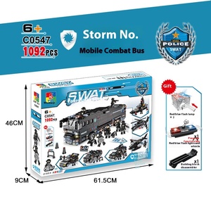 Venta al por mayor juguetes niños ciudad <span class=keywords><strong>SWAT</strong></span> coche de policía 1 en 6 modelo de avión deformable conjunto de bloques de construcción - Product Image 6