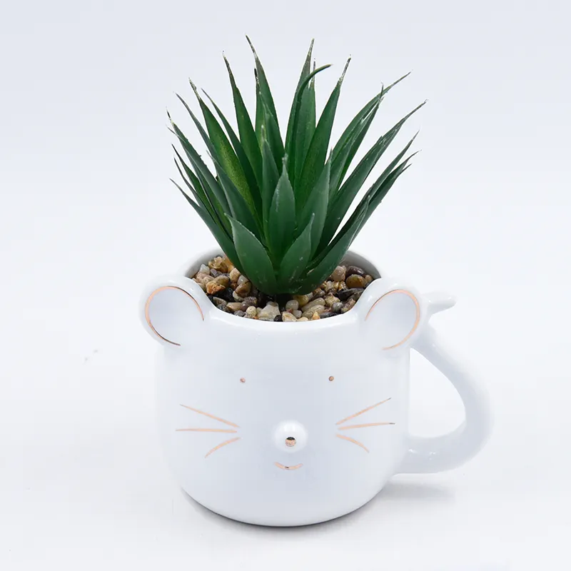 High Quality Modern Cat Ceramic Planter Pot with Glazed for Succulent Plant or Artificial Flower