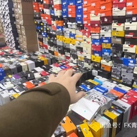 Chaussures décontractées d'occasion pas chères en gros, surplus du Vietnam, couleurs et tailles variées, baskets de seconde main en vrac pour revendeurs