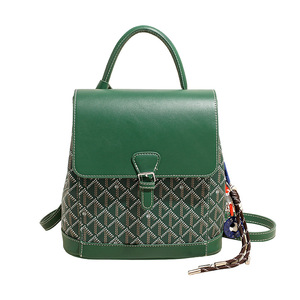 Zaino da <span class=keywords><strong>Viaggio</strong></span> Retrò da <span class=keywords><strong>Donna</strong></span> in Poliestere PU con Stampa Geometrica di Lusso, Dettagli in Rilievo e Tracolla a Contrasto - Product Image 1