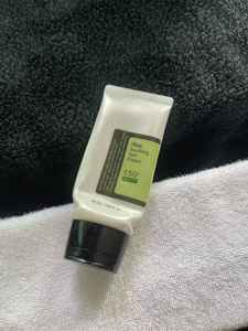 Cosrrx Crème solaire apaisante à l'aloe vera naturelle SPF50 PA+++ Anti-UV, hydratante et éclaircissante - Product Image 2