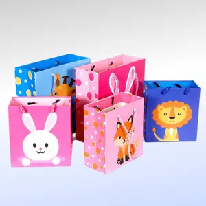 도매 다양 한 크기 어린이 파티 유아 작은 종이 사탕 포장 만화 동물 선물 상자 선물 가방