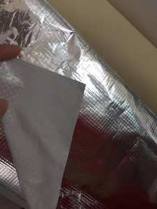 Couche de réflexion thermique résistante à <span class=keywords><strong>l</strong></span>'eau / Feuille réfléchissante en aluminium pour <span class=keywords><strong>l</strong></span>'isolation thermique dans la construction et <span class=keywords><strong>l</strong></span>'immobilier - Product Image 4