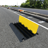 1 2 3 4 5 fentes pour fils en caoutchouc Pvc Bosse de vitesse Sécurité routière Rampe de câble en caoutchouc Protecteur de 5 canaux en caoutchouc