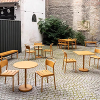 Ensemble de table et de chaises en métal aluminium populaire pour l'extérieur, idéal pour les salons de thé, les cafés, les cours, les patios, les jardins, les meubles de salle à manger commerciaux