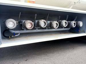 Semi-<span class=keywords><strong>remorque</strong></span> citerne en acier inoxydable 304 au fini mat - Product Image 3