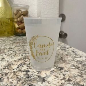 Vasos de Plástico Esmerilados para Despedida de Soltera como Recuerdos - Product Image 1