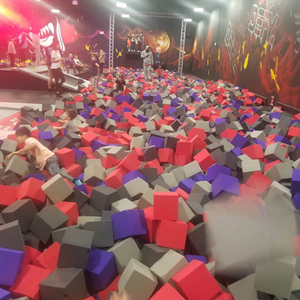 Thời trang trong nhà trẻ em Người lớn sân chơi Trampoline công viên mật độ cao mềm đầy màu sắc vui vẻ nhảy bọt khối khối bọt <span class=keywords><strong>Pit</strong></span> để bán - Product Image 3