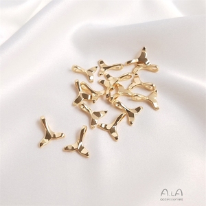 Ciondoli per Collane all'Ingrosso con Ritenzione del Colore, Coda di Balena e Sirena Placcate in Oro 14K, Accessori Fai-da-Te per Bracciali e Orecchini - Product Image 1
