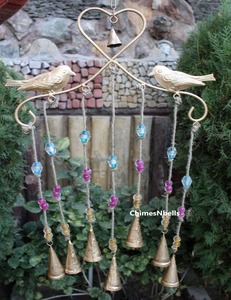 Carillon à vent décoratif en métal de qualité supérieure avec 7 clochettes suspendues pour la décoration de la maison et du jardin, disponible à la vente - Product Image 3