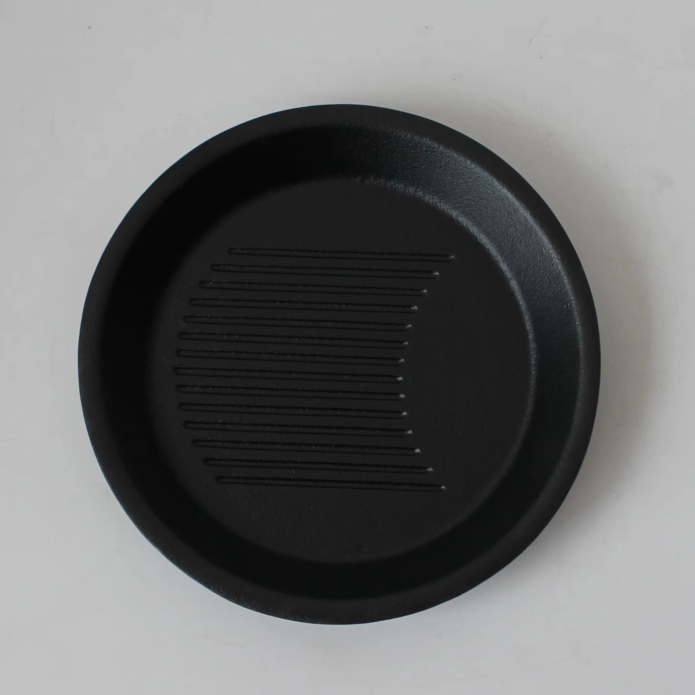 Round Sizzling Plate Pan Black Steak Board 24cm Cast Iron Plate