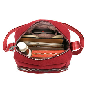 Simple Shoulder Bag Horizontal Square Zipper Closure Water Resistant Everyday Outfits Women's Chest Bag - Product Image 4
