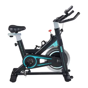Fitness regolabile resistenza magnetica silenziosa trasmissione a cinghia stazionaria Indoor esercizio ciclismo Spin Bike per la casa Cardio
