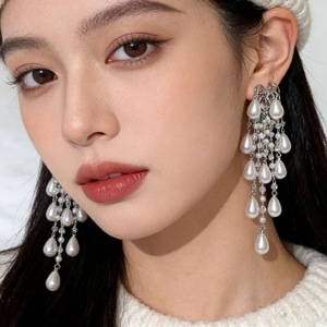 Pendientes de Lágrima con Perlas y Cristales, Chapados en Plata 925, Joyería de Lujo para Mujer - Product Image 4