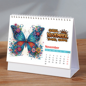 Carta del calendario con pittura a diamante animale 2026-12 pagine con disegni di gufo, <span class=keywords><strong>pavone</strong></span>, farfalla, lupo e cavallo - Product Image 4