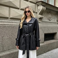 Manteau en cuir chic pour femme, style trench, imperméable, en peau de mouton importée, avec ceinture à la taille et sangles aux poignets, idéal pour la ville et les voyages toute la journée