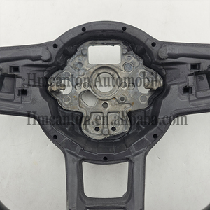 Nuevo Producto: Volante Deportivo de Fibra de Carbono y Cuero Perforado para Volkswagen Golf 7.5 GTI - Product Image 2