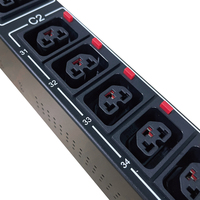 PDU de Rack Intelligent 30A Triphasé 36 Prises C39 Unité de Distribution d'Énergie Mesurée pour Rack de Serveur de Centre de Données avec Capteurs de Mesure