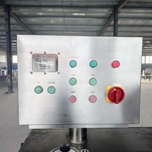 Machine entièrement automatique pour la fabrication de galettes de poulet, de poisson, de crevettes et de hamburgers, capacité élevée de 140 pièces/<span class=keywords><strong>min</strong></span>, 380V/220V - Product Image 2
