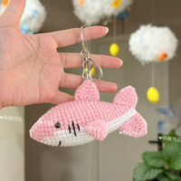 Jouets marins mignons faits à la main, mini-animaux marins tricotés, poupée requin au crochet, design anime, porte-clés portable léger