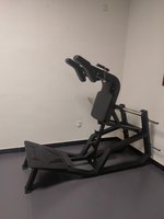 Machine Hack Squat pour Femmes, Équipement d'Entraînement de Force Multifonctionnel, Système de Gymnastique à Domicile en Acier à Charge de Plaques, Poids Maximal Utilisateur 200 kg