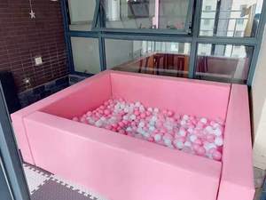 Ensemble <span class=keywords><strong>de</strong></span> jeu gonflable blanc et rose <span class=keywords><strong>pour</strong></span> enfants, avec tunnel, piscine à balles, équipement <span class=keywords><strong>de</strong></span> terrain <span class=keywords><strong>de</strong></span> jeu intérieur/extérieur <span class=keywords><strong>pour</strong></span> fêtes d'<span class=keywords><strong>anniversaire</strong></span> et location d'événements - Product Image 2