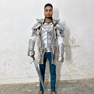 Armure complète médiévale de chevalier antique en acier gothique gaufré, avec gorget, tasset et protège-poignets pour cosplay et Halloween - Product Image 1