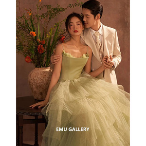 Halter Neck Tulle Ball Gown Wedding Dress Empire Waistline Forest Theme Vintage Style Outdoor Photography - Product Image 3