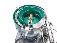 Alimentateur vibrant automatique haute stabilité pour le tri de quincaillerie - Assistance 24h/24