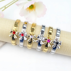 Pulsera Italiana de Acero Inoxidable con Dijes, Brazalete Elástico de Moda con Lazo - Product Image 1
