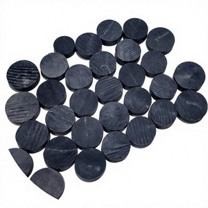 Botones de Cuerno de Búfalo en Blanco para Prendas de Lujo Personalizables con Diseños Ecológicos Sostenibles - Product Image 1