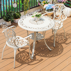 Ensemble <span class=keywords><strong>de</strong></span> <span class=keywords><strong>table</strong></span> <span class=keywords><strong>et</strong></span> <span class=keywords><strong>de</strong></span> <span class=keywords><strong>chaises</strong></span> <span class=keywords><strong>de</strong></span> <span class=keywords><strong>jardin</strong></span> en aluminium blanc coulé pour balcon, cour <span class=keywords><strong>et</strong></span> <span class=keywords><strong>jardin</strong></span>, résistant à la décoloration - Product Image 3