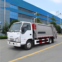 Camion à ordures compacteur ISUZU ELF 5CBM 4x2 manuel diesel à vendre