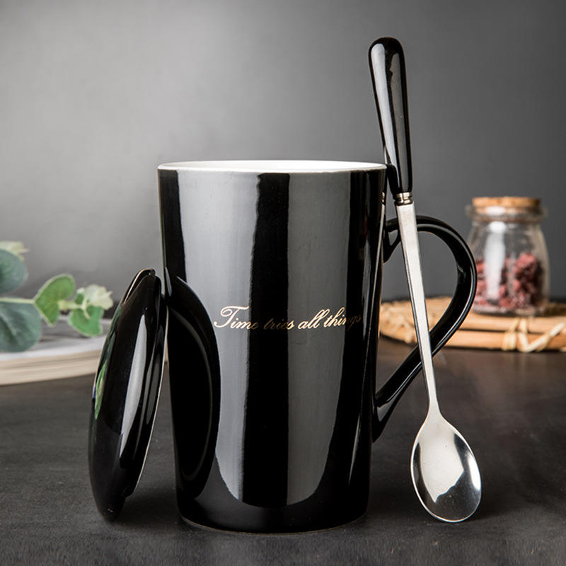 Time tries all things-c style spoon with lid