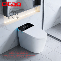 WC intelligent moderne avec bidet à détection automatique, cuvette chauffante, fonctionnement automatique et télécommande pour salle de bain intelligente