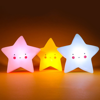Veilleuse LED à économie d'énergie pour enfants Design moderne Blanc chaud Petit style moderne Chambre d'enfant Idée cadeau populaire Chambre de bébé
