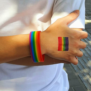 Bracelet en silicone souple et confortable, torsadé, six couleurs, en gros, en stock, pour le Mois de la fierté LGBTQ+, motif homosexualité - Product Image 4