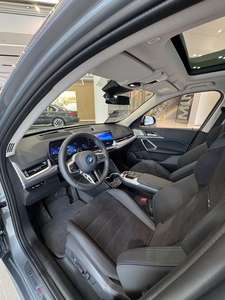 سيارة بي إم دبليو IX1 2026 X Drive 30L M <span class=keywords><strong>Sport</strong></span> مع حزمة الإصدار الليلي الكهربائية - Product Image 6