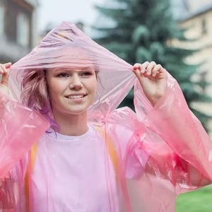10 Unidades de Ponchos de Lluvia Portátiles en Bola con Gancho, Impermeables y Desechables para Senderismo, Camping y Emergencias al Aire Libre - Product Image 4