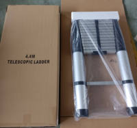 Échelle télescopique en aluminium colorée de 3,2 m de hauteur, 10 marches, pliable, combinaison d'échafaudage avec capacité de 300 livres pour une utilisation hôtelière