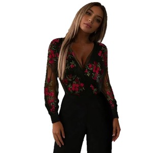 Mono de Mujer Negro de Cintura Alta con Bordado Floral Transparente y Manga Larga para Uso Diario - Product Image 5