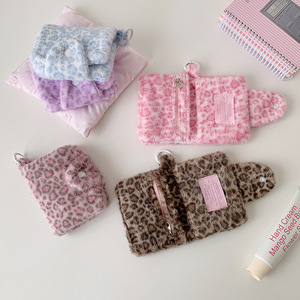 Monedero de Felpa Versátil con Estampado de Leopardo, Cartera Portátil para Estudiantes, Bolsa para Tarjetas Bancarias con Hebilla, Bolsa para Auriculares, Logotipo Personalizado - Product Image 2