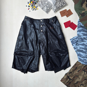 Custom Manufacturer High Quality All Over Camouflage Button <b>Pu</b> Leather <b>Shorts</b> For Men Leather Utility Pocket Camo Cargo <b>Shorts</b> - Product Image 1